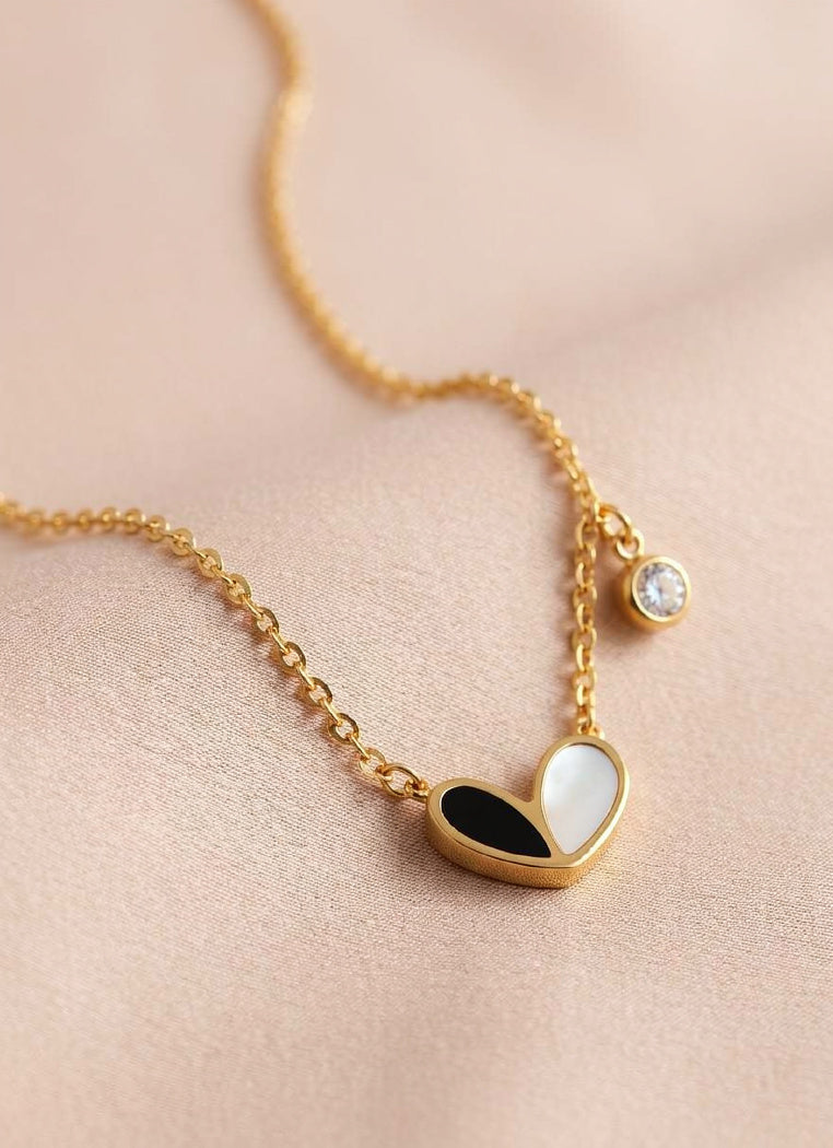 Yasrab | Anti-Tarnish Noir & Pearl Heart Necklace – 18K Gold Plated Waterproof Jewelry