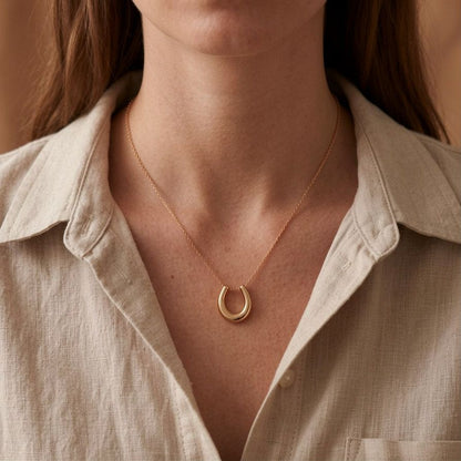 The Lucky Horseshoe Anti-Tarnish Necklace – Gold-Tone
