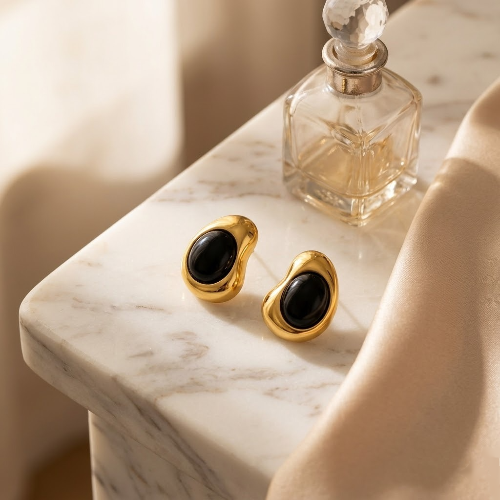 Yasrab Midnight Molten Studs – Vintage Chunky Gold Statement Earrings with Black Onyx Inlay