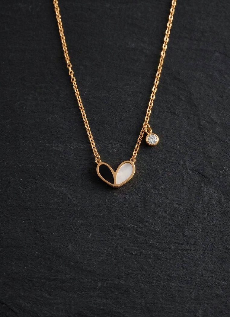 Yasrab | Anti-Tarnish Noir & Pearl Heart Necklace – 18K Gold Plated Waterproof Jewelry